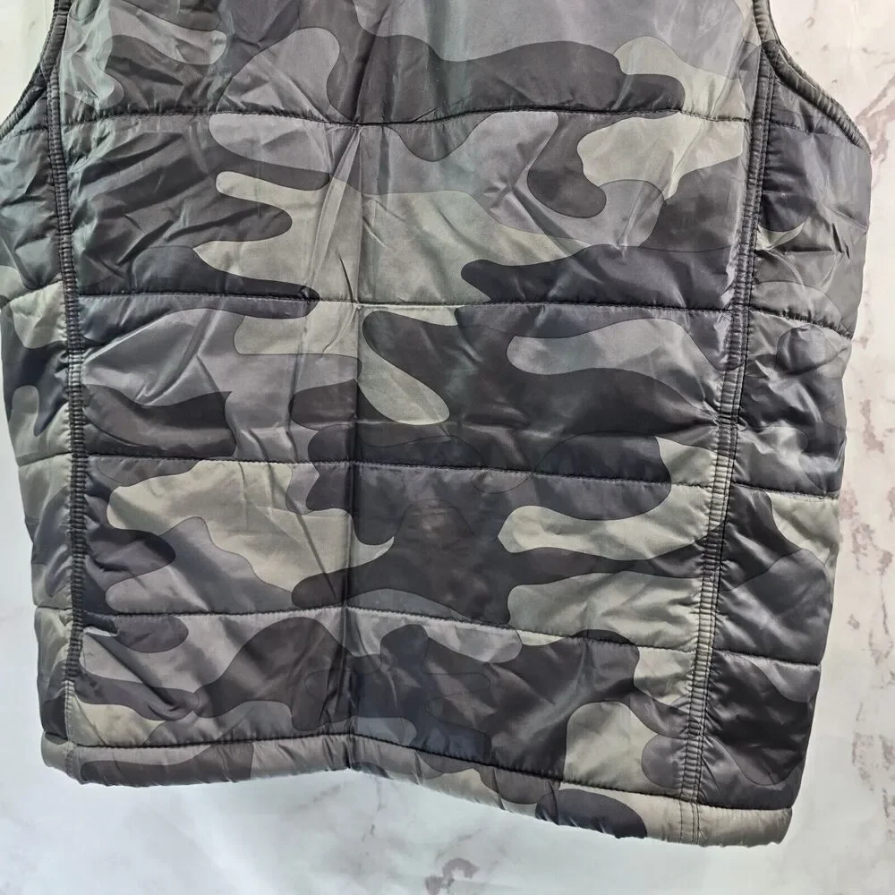 American Rag Vest Mens Large Camo Puffer Green Woodland Synthetic Insulated